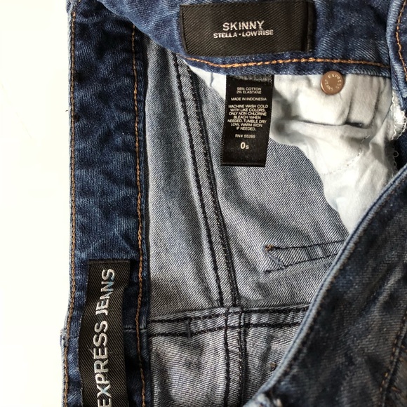 Express Stella Distressed Skinny Low Rise Jeans - Picture 5 of 8